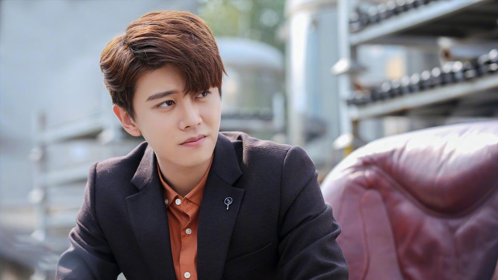 仰泳划频技术稳定度增强,仰泳划手和呼吸的配合