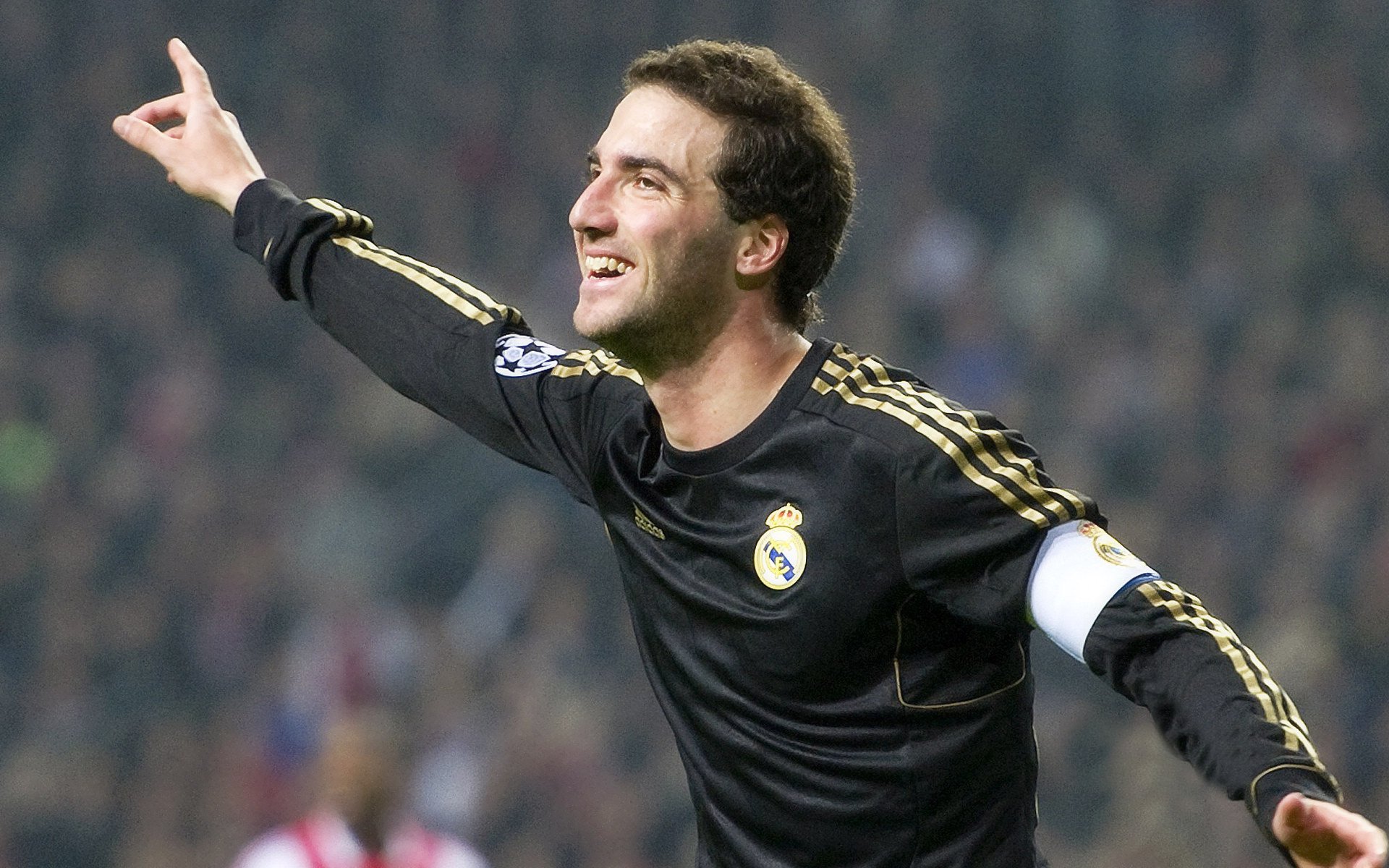 APEX英雄 青年联赛激烈展开，apex竞赛